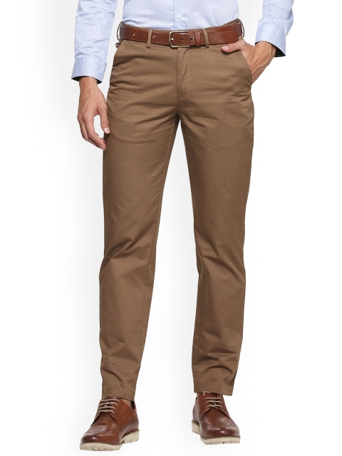 

Peter England Men Brown Slim Fit Solid Chinos