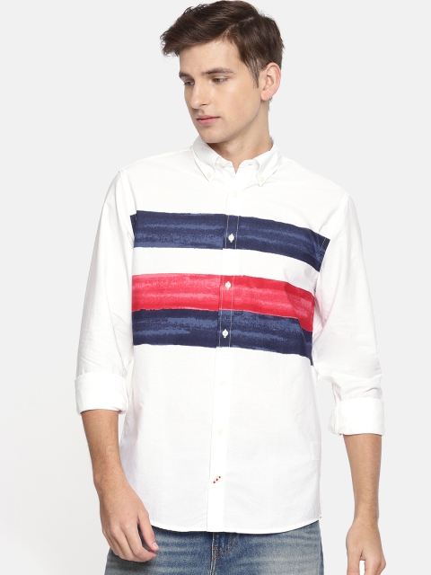 

Tommy Hilfiger Men White Regular Fit Striped Casual Shirt