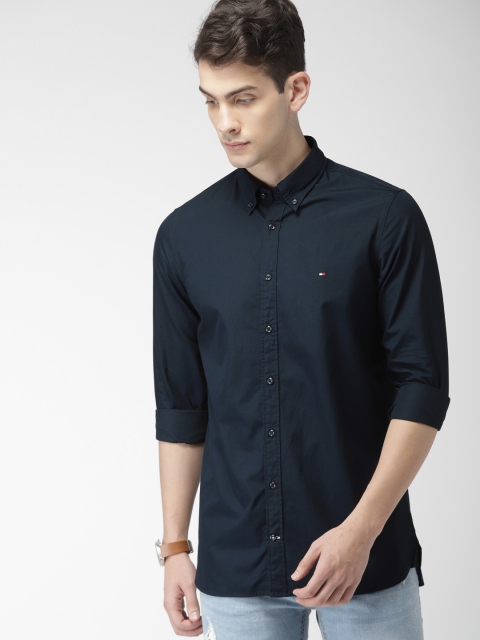 

Tommy Hilfiger Men Navy Blue Smart Slim Fit Solid Casual Shirt