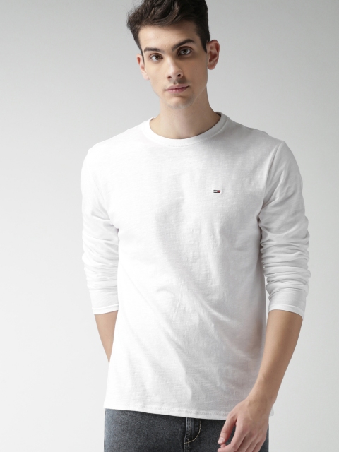 

Tommy Hilfiger Men White Solid Round Neck T-shirt
