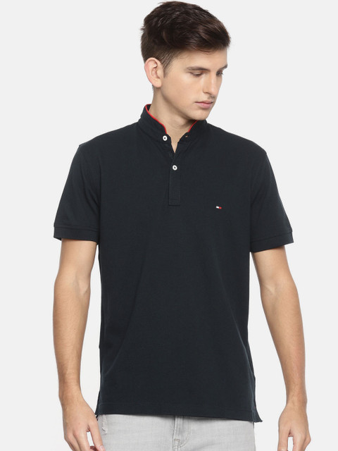 

Tommy Hilfiger Men Navy Blue Solid Henley Neck T-shirt