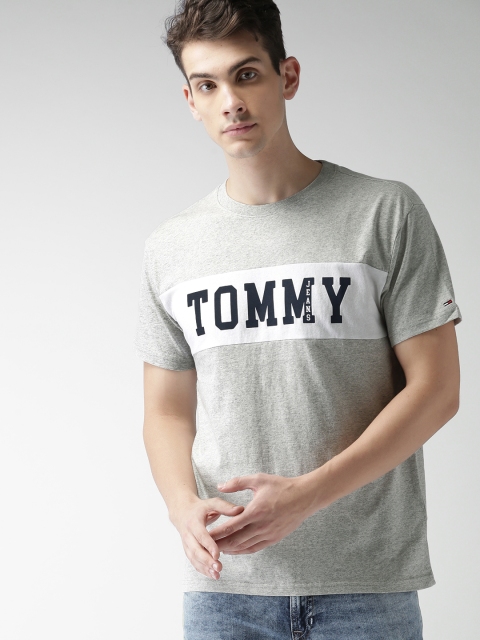 

Tommy Hilfiger Men Grey Melange Printed Round Neck T-shirt