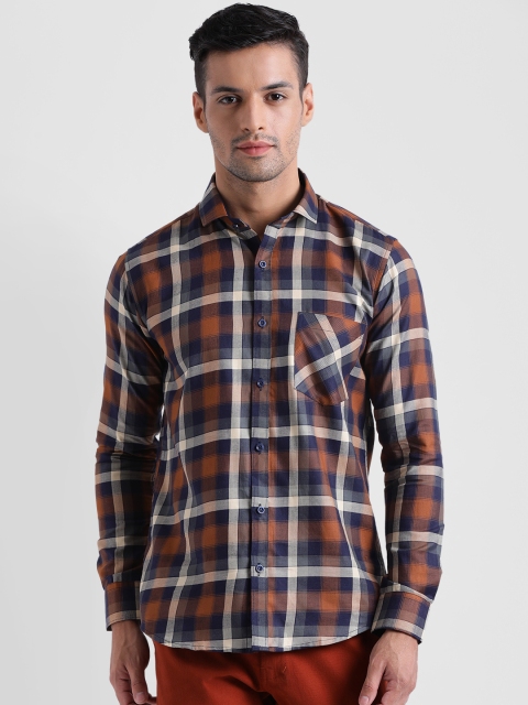 

Tinted Men Brown & Navy Blue Slim Fit Checked Casual Shirt