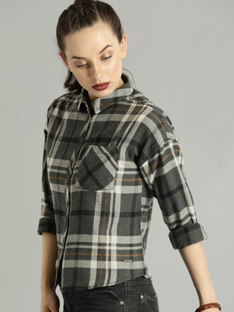 

Roadster Women Grey & Black Regular Fit Checked Casual Shirt