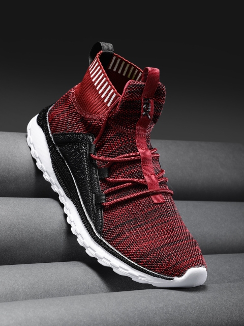 

HRX by Hrithik Roshan Men Maroon knit Run 1.0 Running Shoes