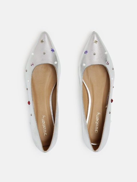 

DressBerry Women Silver-Toned Embellished Ballerinas