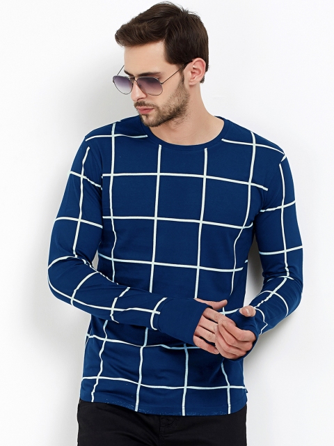 

Maniac Men Navy Blue Checked Round Neck T-shirt