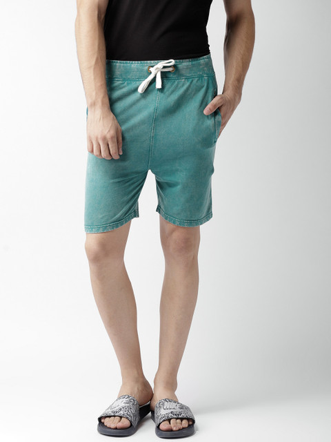 

Rodamo Men Green Solid Slim Fit Shorts