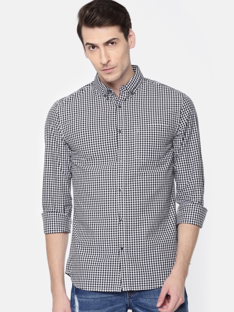 

Jack & Jones Men Black & White Slim Fit Checked Casual Shirt