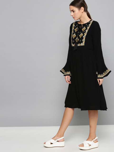 

Chemistry Black A-line Embroidered Dress