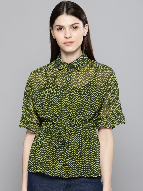 

Chemistry Women Green Printed Shirt Style Top
