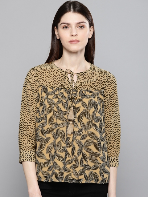 

Chemistry Women Beige Printed Top