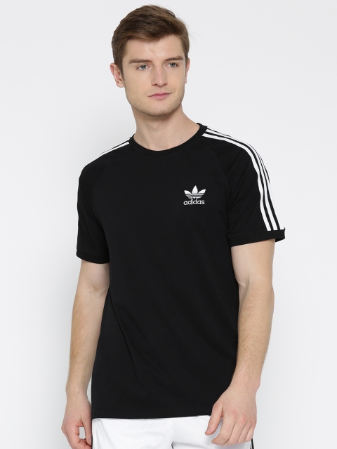 

ADIDAS Originals Men Black 3-Stripes Solid Round Neck T-shirt