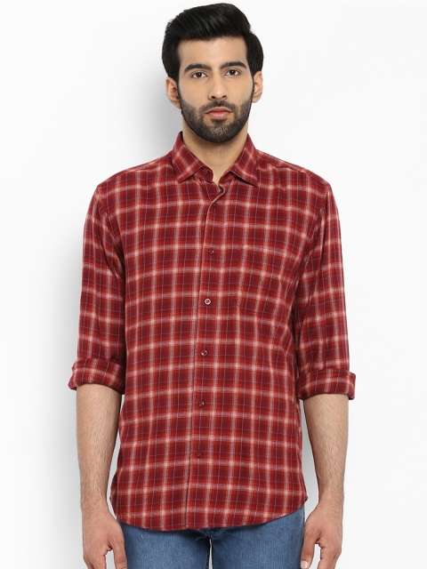 

ColorPlus Men Maroon Tailored Fit Checked Casual Shirt