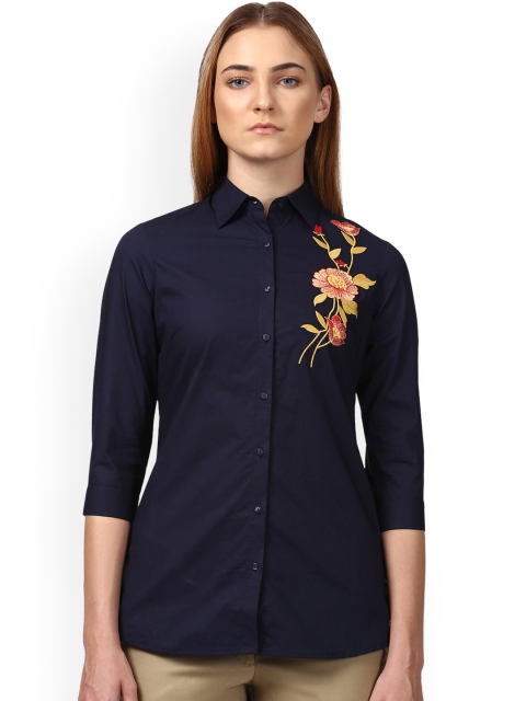 

Park Avenue Woman Navy Blue Regular Fit Printed Casual Shirt
