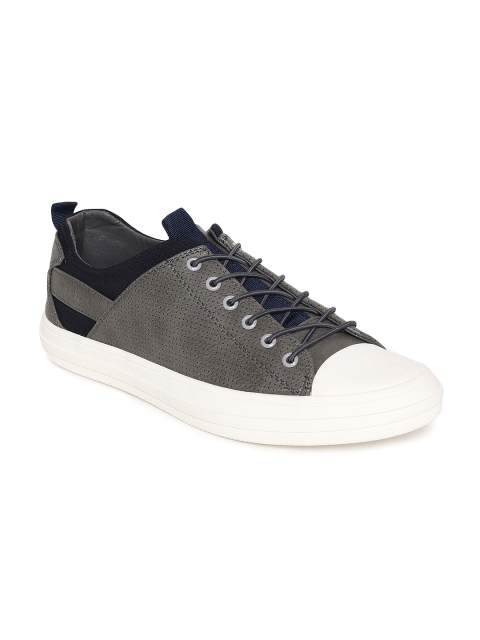 

Aeropostale Men Grey Mathew Sneakers