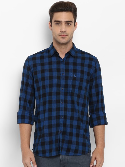 

Parx Men Blue Slim Fit Checked Casual Shirt