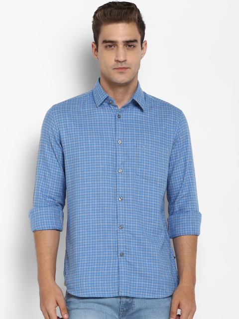 

Parx Men Blue Slim Fit Checked Casual Shirt