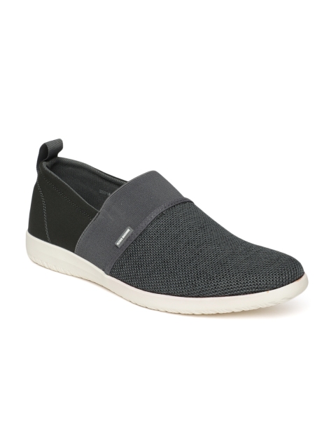 

Flying Machine Men Grey Solid Nicolas Slip-On Sneakers