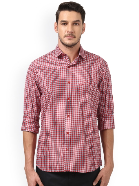 

ColorPlus Men Red & White Tailored Fit Checked Casual Shirt