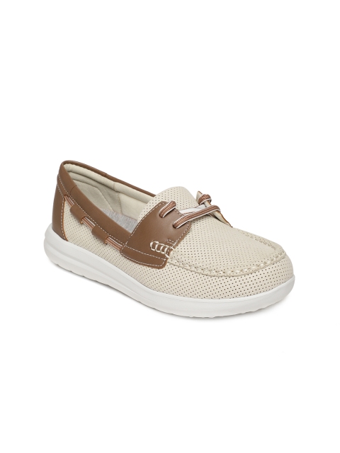 

Clarks Women Off-White Jocolin Vista Colourblocked Boat Shoes