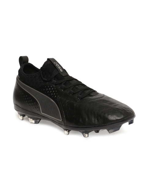 

Puma Men Black Solid ONE 2 Lth FG Leather Football Shoes