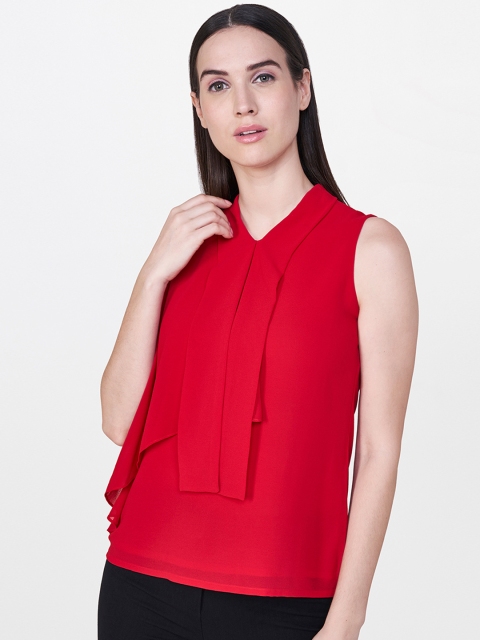 

AND Women Red Solid Top