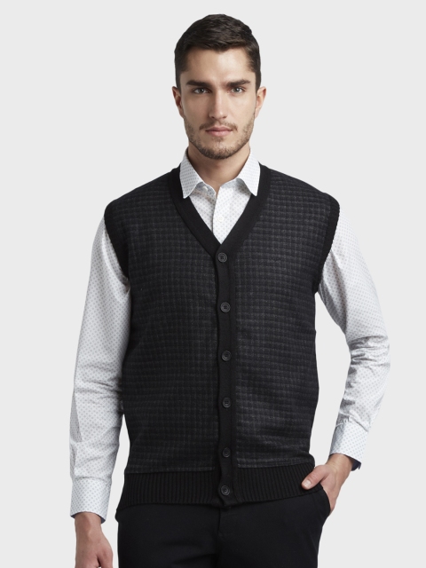 

ColorPlus Men Grey Checked Sweater Vest