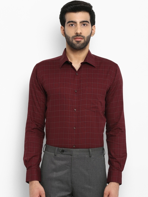 

Park Avenue Men Maroon Slim Fit Checked Formal Shirt