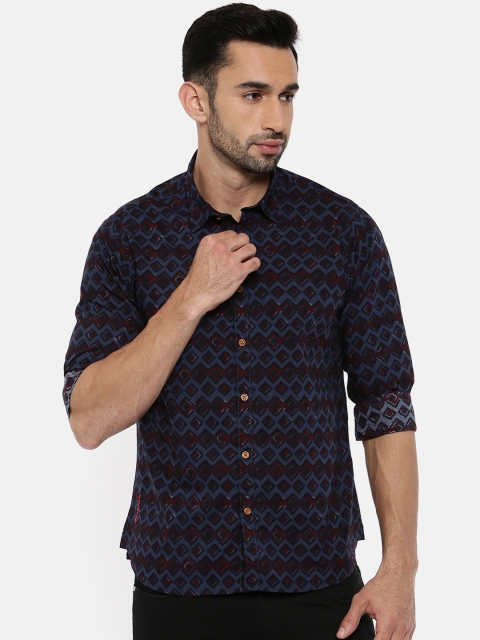 

Pepe Jeans Men Navy Blue & Maroon Regular Fit Printed Casual Shirt