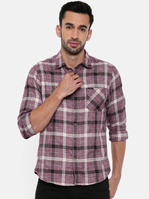 

Pepe Jeans Men Burgundy & Beige Regular Fit Checked Casual Shirt