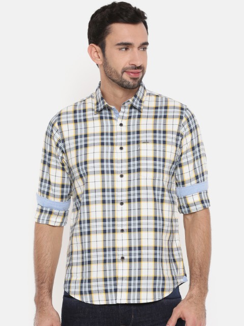 

Pepe Jeans Men White & Yellow Checked Casual Shirt
