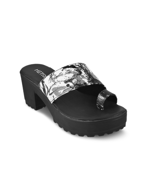 

Metro Women Black Printed Sandals
