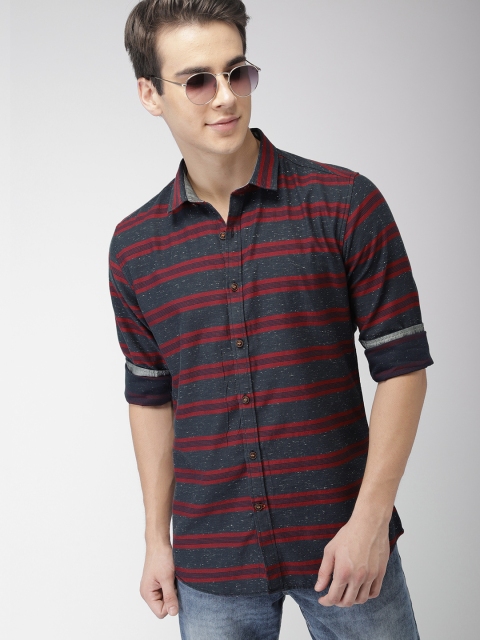 

Mast & Harbour Men Navy Blue & Red Regular Fit Striped Casual Shirt
