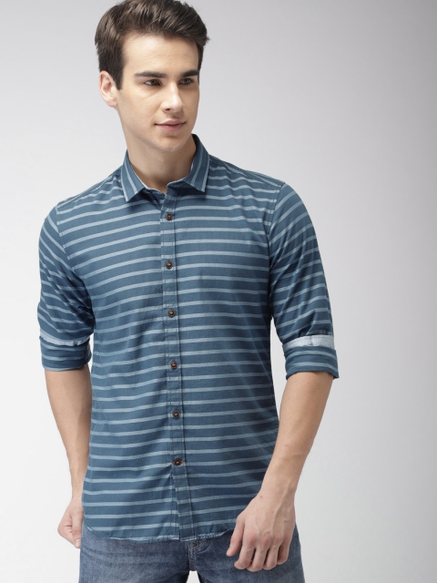 

Mast & Harbour Men Blue Regular Fit Striped Casual Shirt