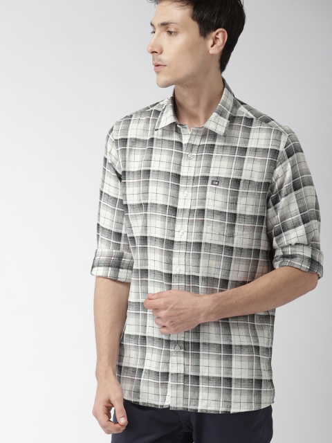 

Arrow Sport Men Grey & Off-White Slim Fit Checked Casual Shirt