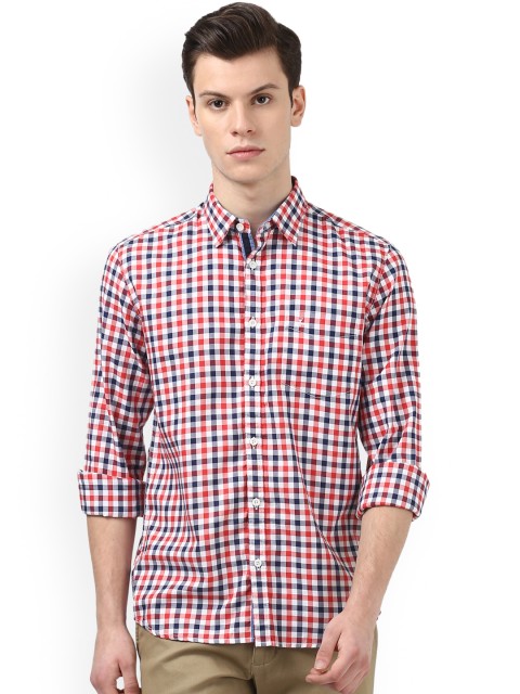 

Parx Men Red & White Slim Fit Checked Casual Shirt