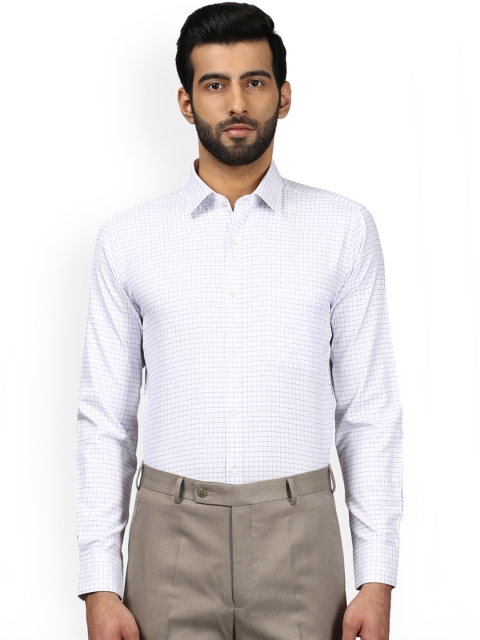 

Raymond Men White Regular Fit Checked Formal Shirt