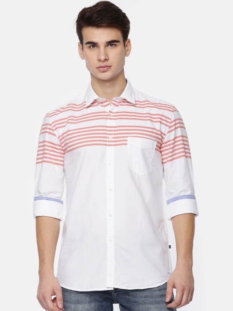 

Parx Men White & Red Slim Fit Striped Casual Shirt