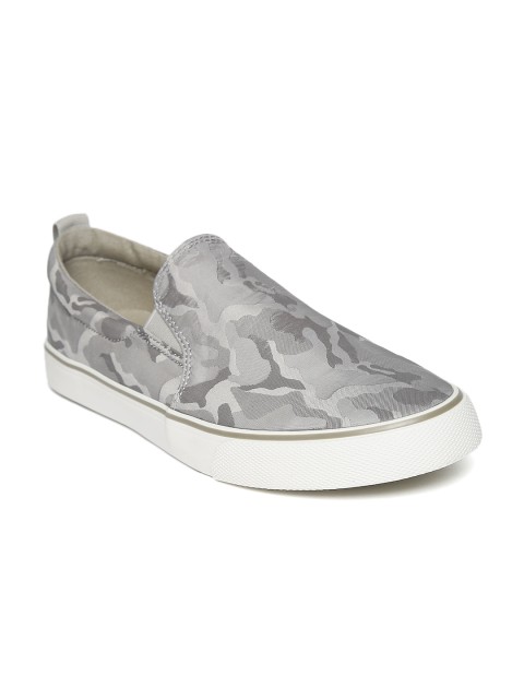 

United Colors of Benetton Men Grey Camouflage Pattern Slip-On Sneakers