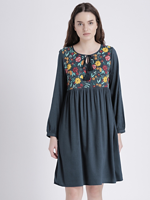 

GAP Women's Navy Blue Flared Sleeve Floral Embroidered Peasant Dress