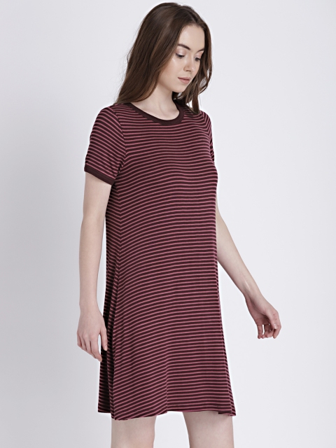 

GAP Women's Burgundy Short Sleeve Ribbed T-Shirt Dress