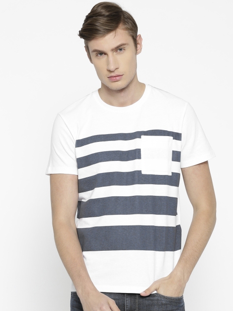 

ESPRIT Men White & Blue Striped Round Neck T-shirt