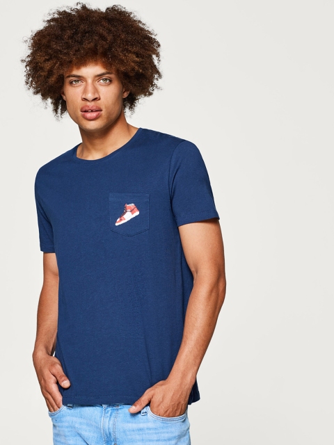 

ESPRIT Men Navy Blue Solid Round Neck T-shirt