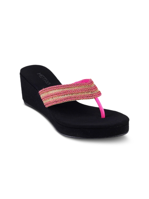 

Metro Women Pink Solid Sandals
