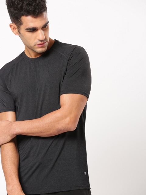 

ether Men Charcoal Solid Round Neck T-shirt