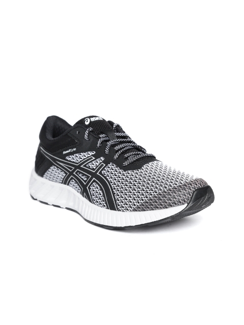 

ASICS Women Black & White fuzeX Lyte 2 Running Shoes