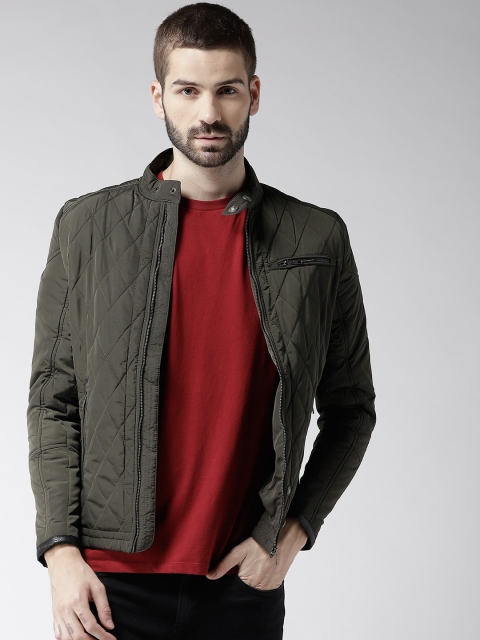 

Fort Collins Men Olive Green Solid Quilted Jacket