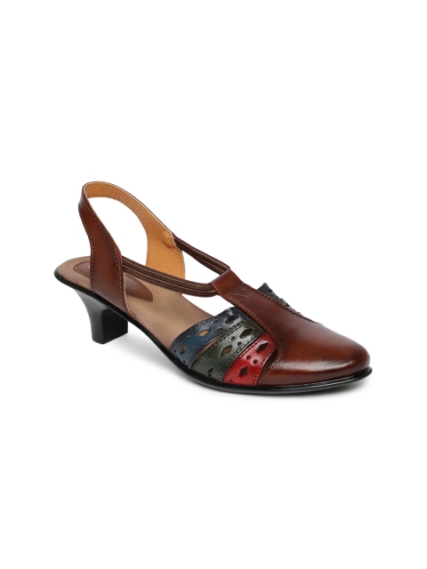 

Catwalk Women Brown Solid Leather Kitten Heels