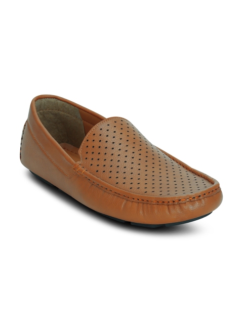 

Get Glamr Men Tan Brown Loafers